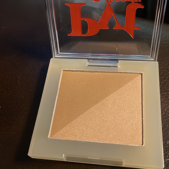 Bronzer - Picture 3 of 3